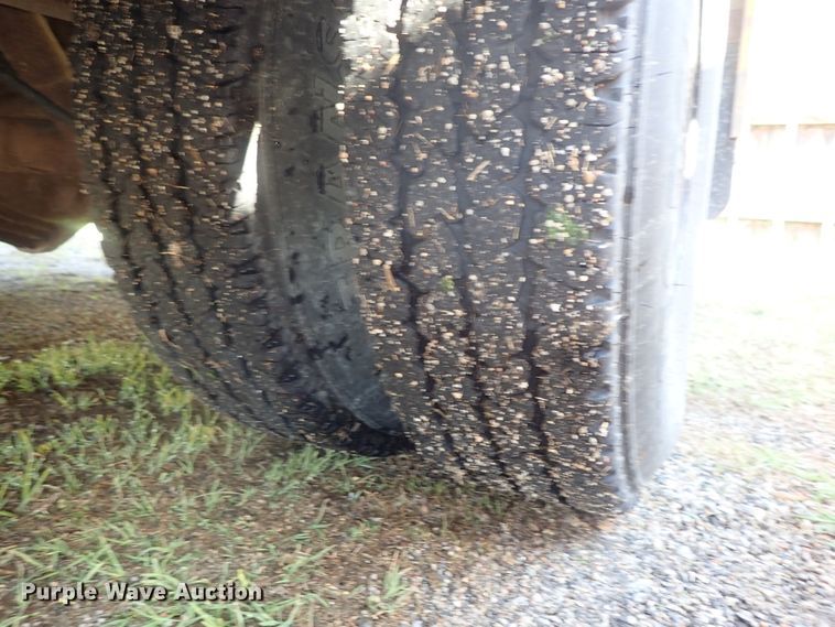 image for item DG3092 2000 GMC Savana G3500 Thomas school bus