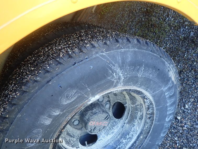 image for item DG3092 2000 GMC Savana G3500 Thomas school bus