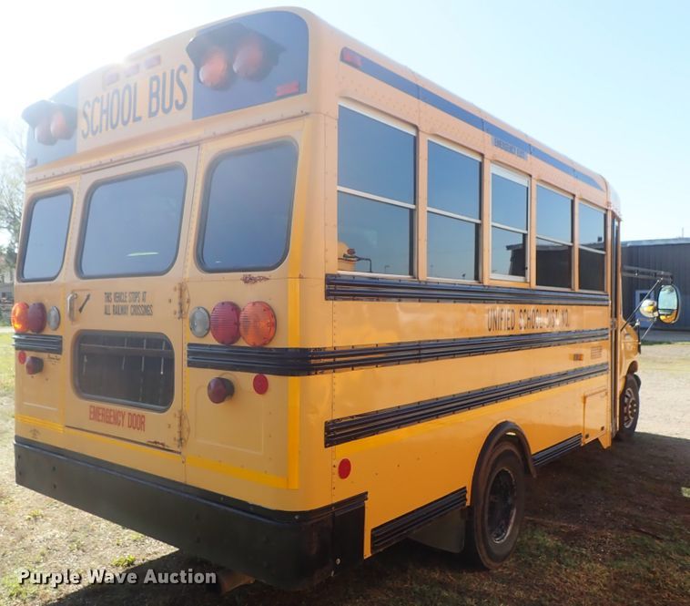 image for item DG3093 2007 Ford E450 Bluebird school bus