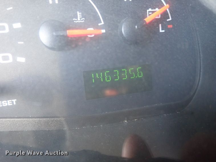 image for item DG3093 2007 Ford E450 Bluebird school bus