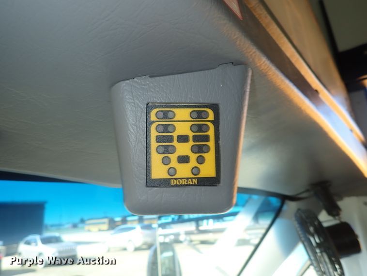 image for item DG3093 2007 Ford E450 Bluebird school bus