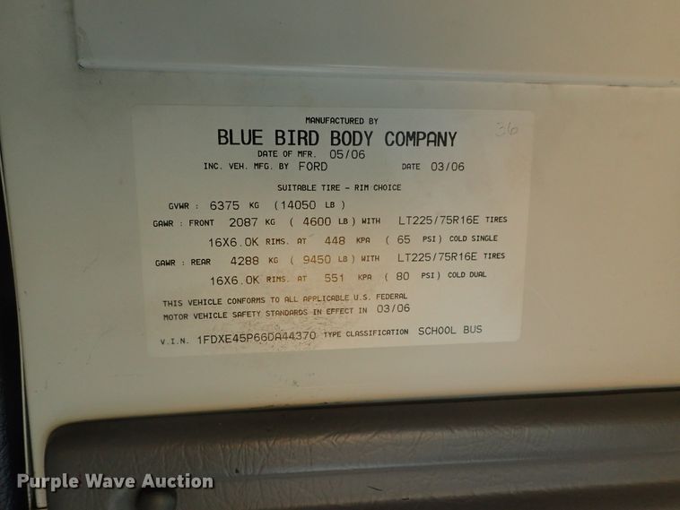 image for item DG3093 2007 Ford E450 Bluebird school bus