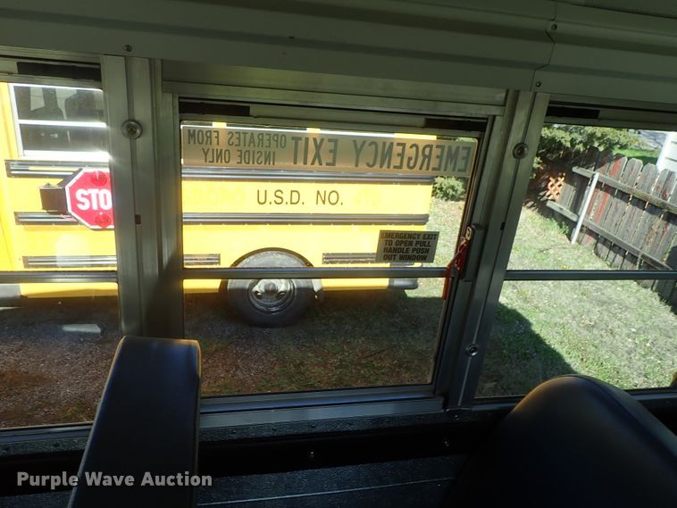 image for item DG3093 2007 Ford E450 Bluebird school bus