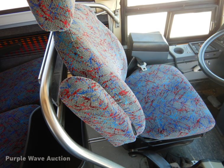 image for item DG5948 1989 MCI 102A3 coach bus