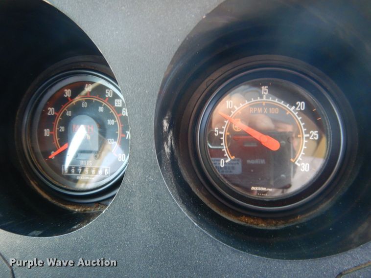 image for item DG5948 1989 MCI 102A3 coach bus