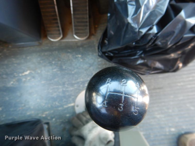 image for item DG5948 1989 MCI 102A3 coach bus