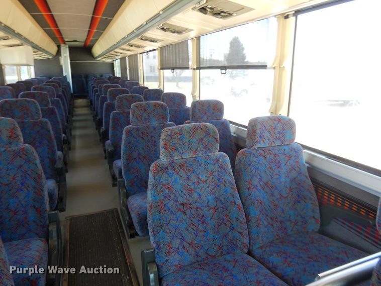 image for item DG5948 1989 MCI 102A3 coach bus