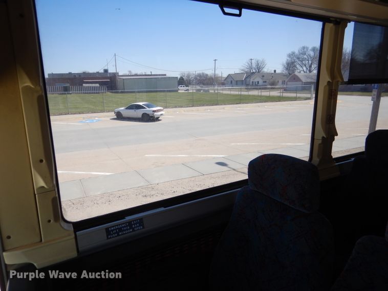 image for item DG5948 1989 MCI 102A3 coach bus