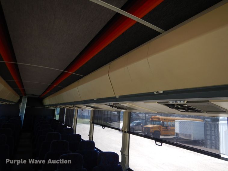 image for item DG5948 1989 MCI 102A3 coach bus