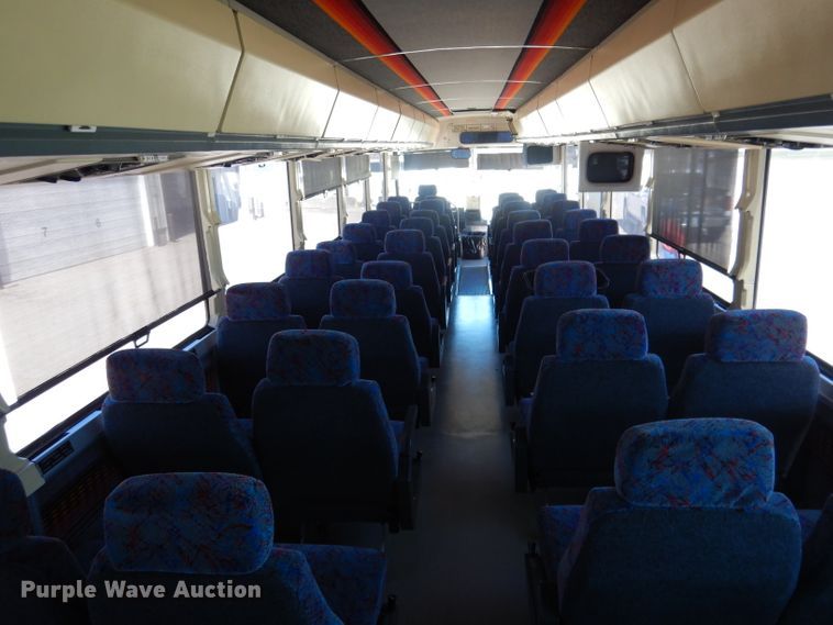 image for item DG5948 1989 MCI 102A3 coach bus