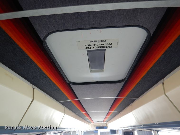 image for item DG5948 1989 MCI 102A3 coach bus