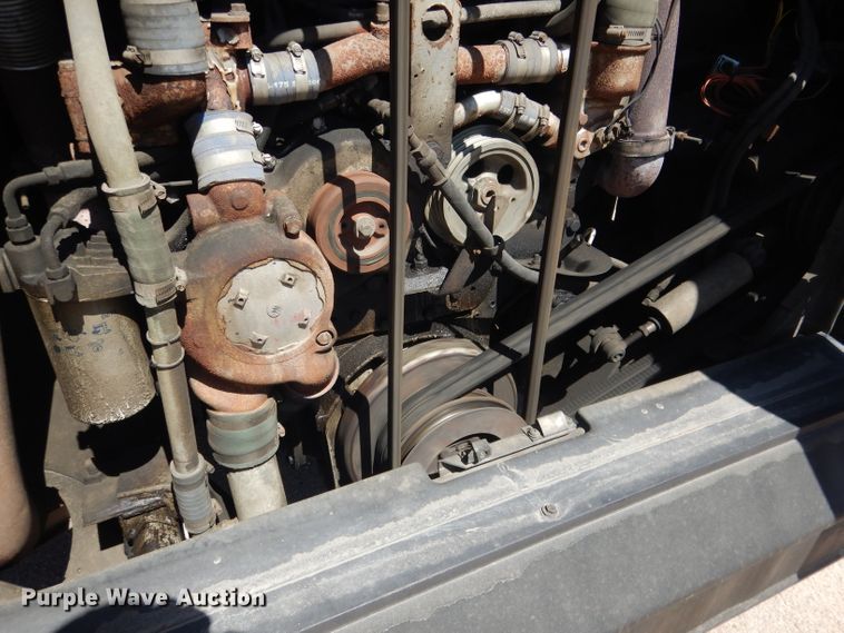 image for item DG5948 1989 MCI 102A3 coach bus