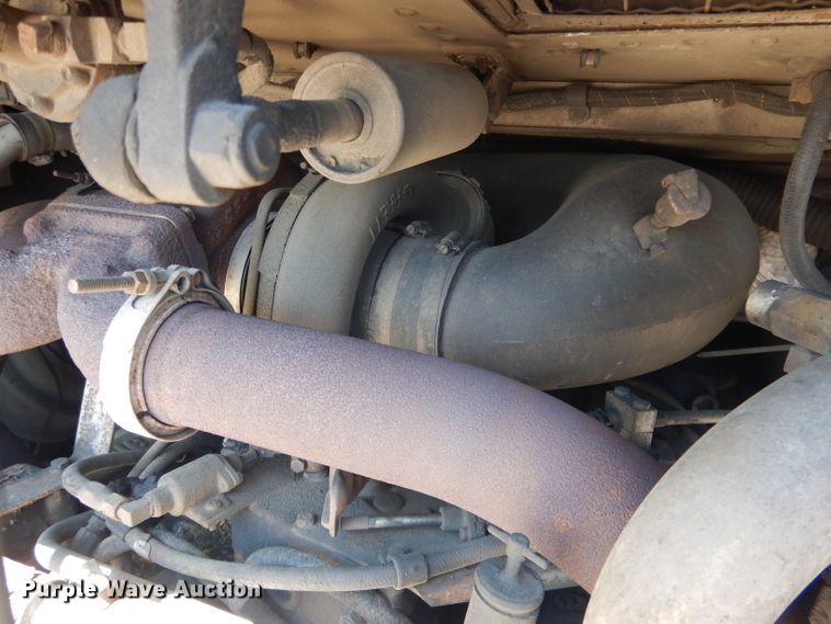 image for item DG5948 1989 MCI 102A3 coach bus