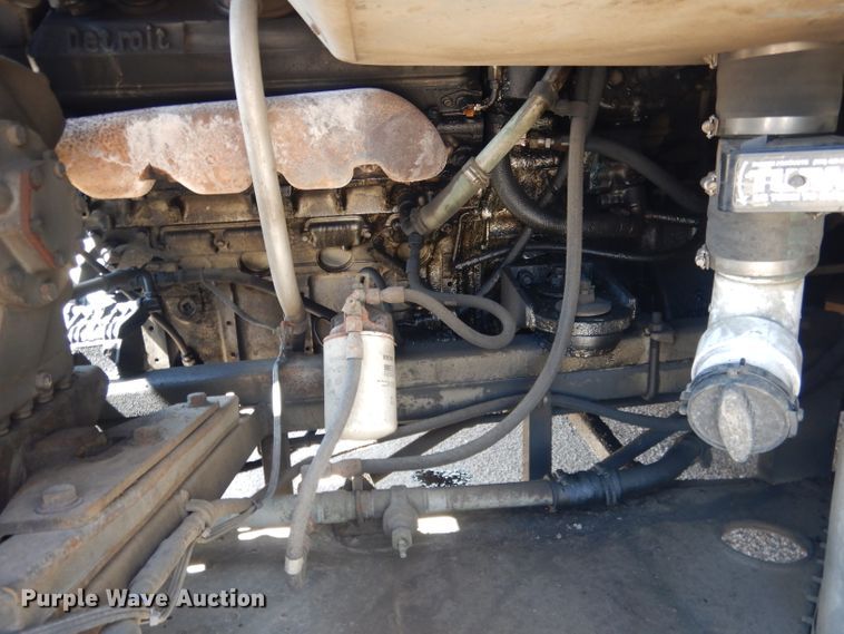 image for item DG5948 1989 MCI 102A3 coach bus