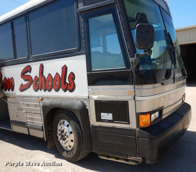 image for item DG5948 1989 MCI 102A3 coach bus