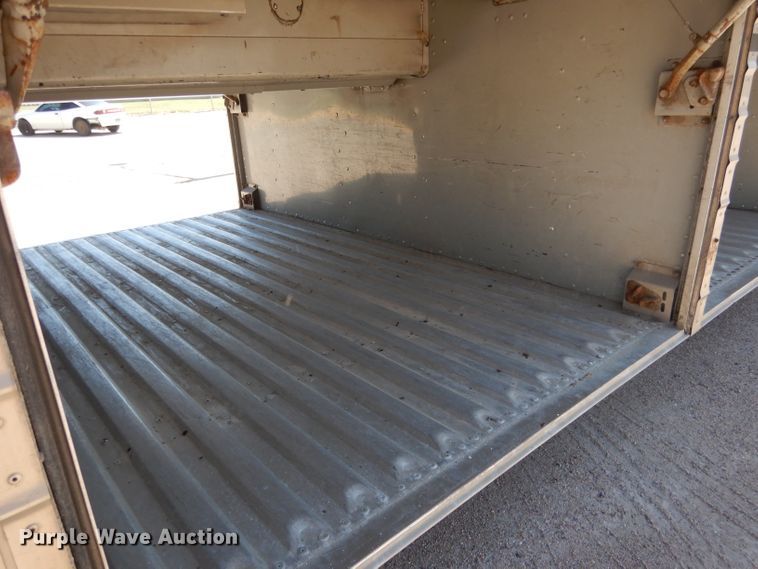 image for item DG5948 1989 MCI 102A3 coach bus