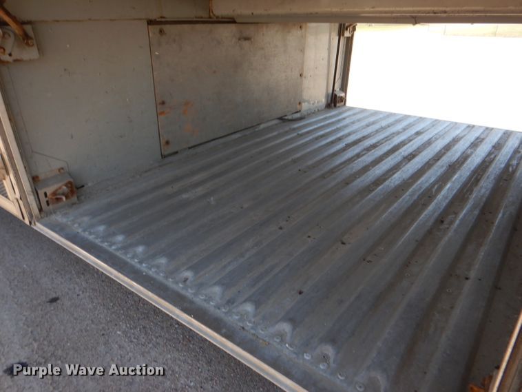 image for item DG5948 1989 MCI 102A3 coach bus