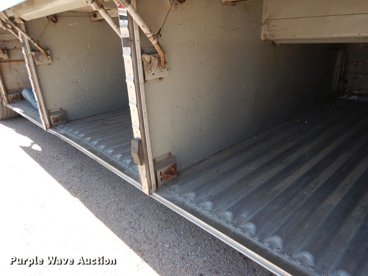 image for item DG5948 1989 MCI 102A3 coach bus