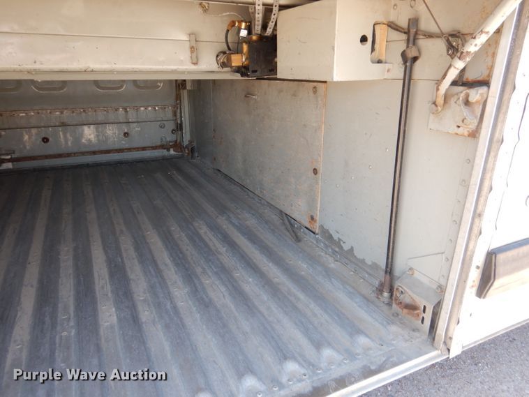 image for item DG5948 1989 MCI 102A3 coach bus