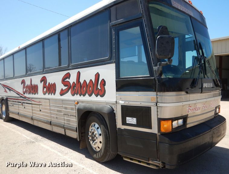 image for item DG5948 1989 MCI 102A3 coach bus