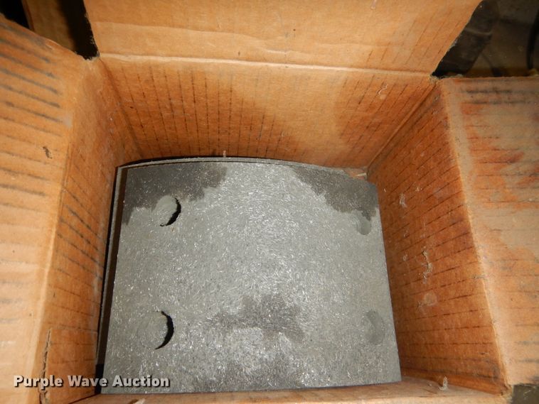 image for item DG5948 1989 MCI 102A3 coach bus