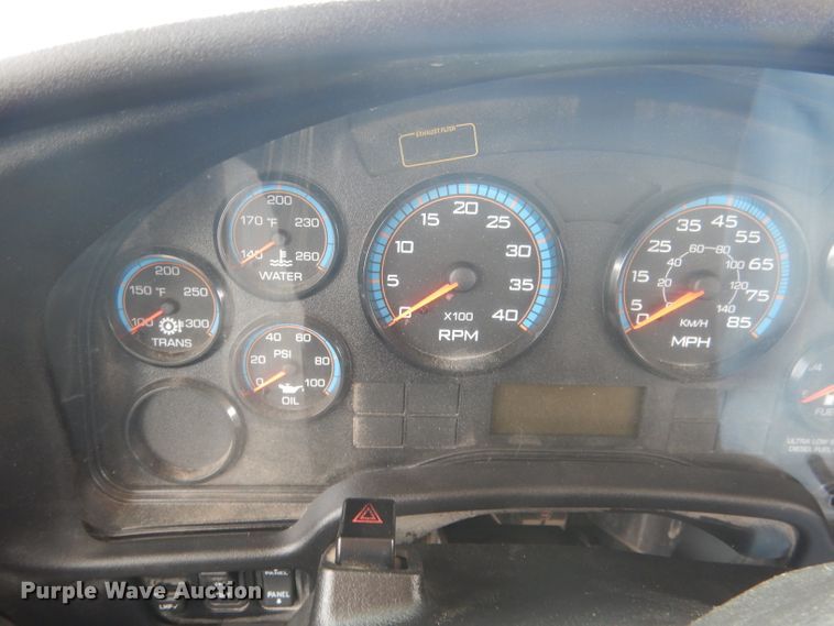 image for item DG5953 2013 International CE school bus