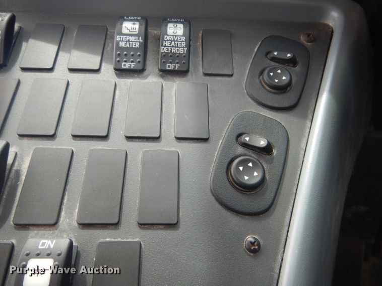 image for item DG5953 2013 International CE school bus