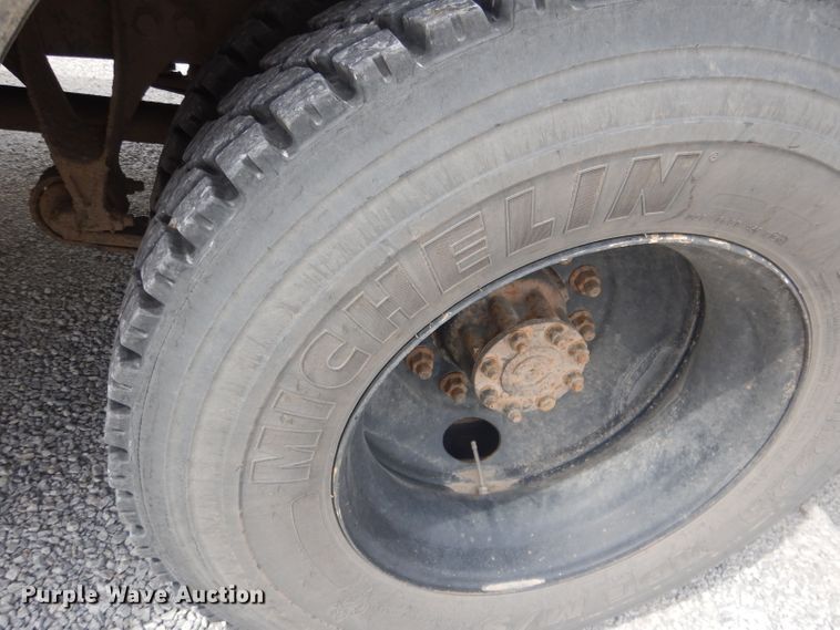 image for item DG5953 2013 International CE school bus