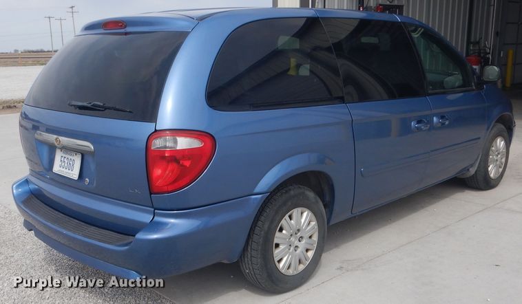 image for item DG5955 2007 Chrysler Town & Country  van