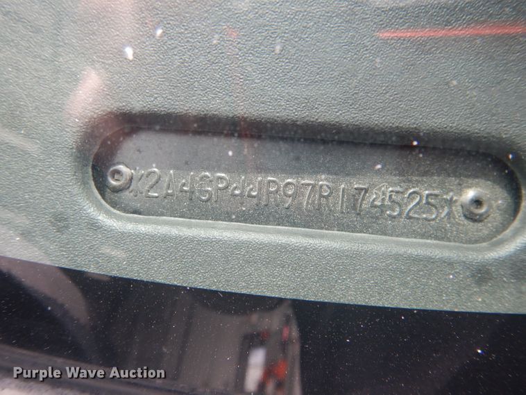 image for item DG5955 2007 Chrysler Town & Country  van