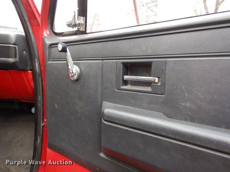 image for item DG6364 1990 Chevrolet C70 pumper fire truck