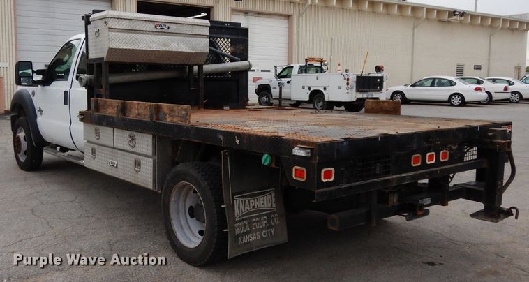 image for item DG6417 2011 Ford F450 Super Duty XL SuperCab flatbed truck