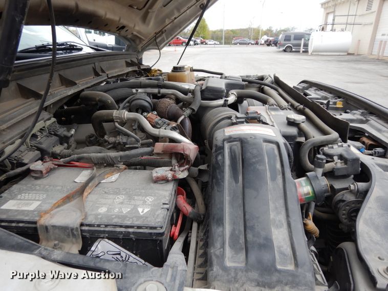 image for item DG6417 2011 Ford F450 Super Duty XL SuperCab flatbed truck