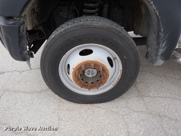 image for item DG6417 2011 Ford F450 Super Duty XL SuperCab flatbed truck