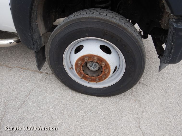 image for item DG6417 2011 Ford F450 Super Duty XL SuperCab flatbed truck