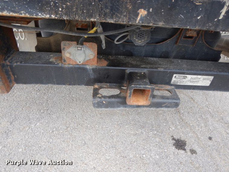 image for item DG6417 2011 Ford F450 Super Duty XL SuperCab flatbed truck