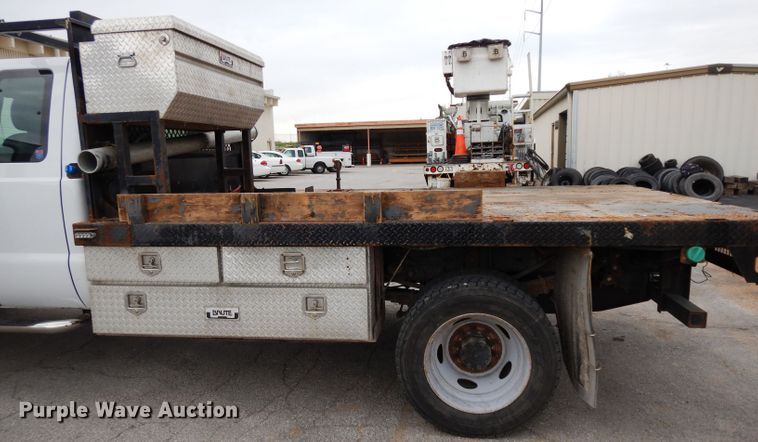 image for item DG6417 2011 Ford F450 Super Duty XL SuperCab flatbed truck