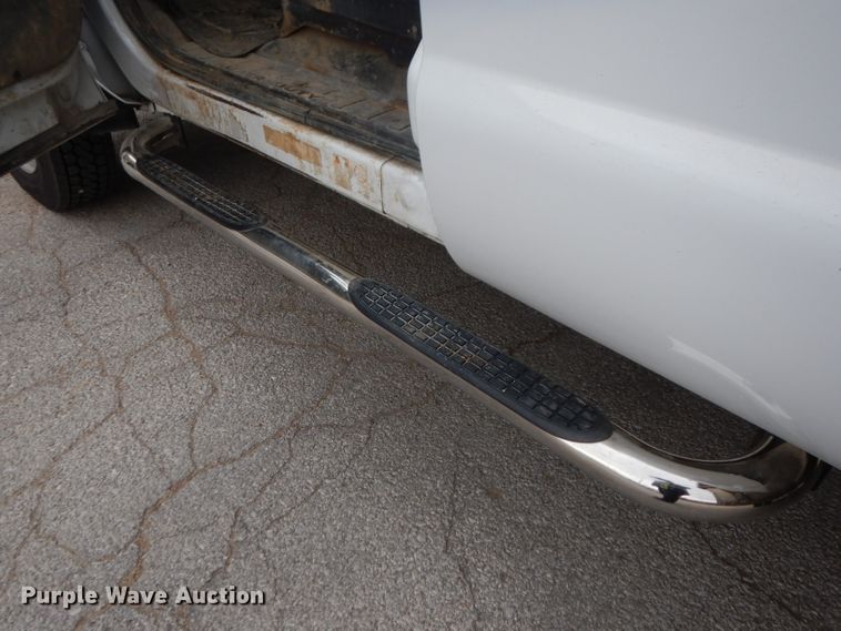 image for item DG6417 2011 Ford F450 Super Duty XL SuperCab flatbed truck