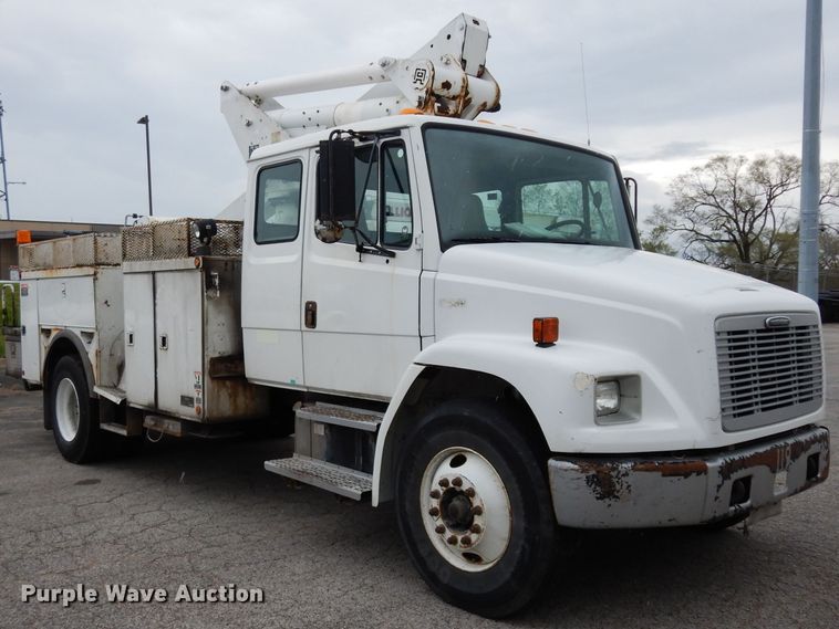 image for item DG6419 2001 Freightliner FL70 bucket truck