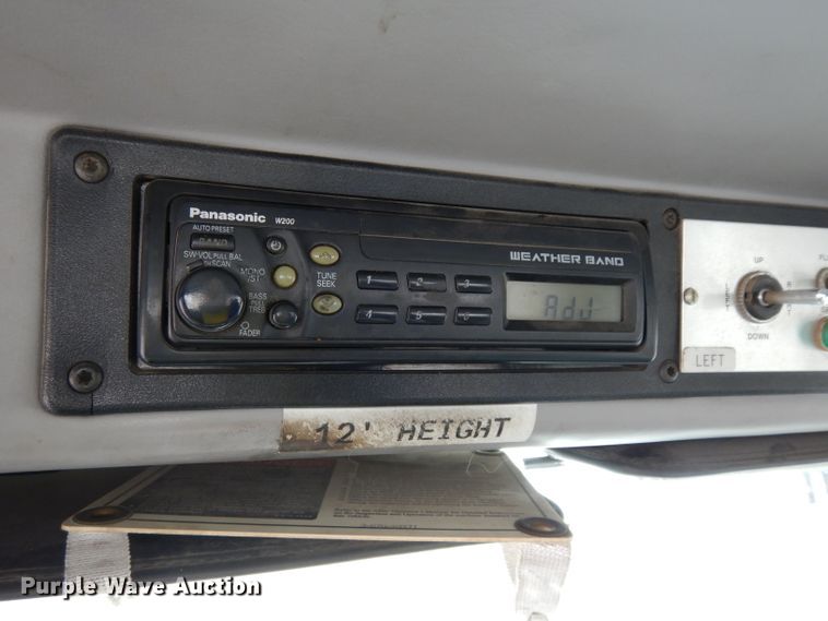 image for item DG6419 2001 Freightliner FL70 bucket truck