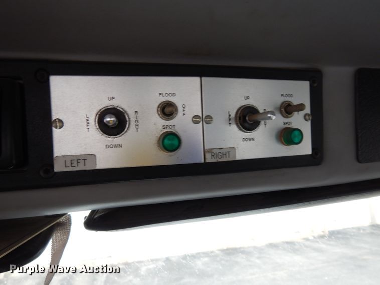 image for item DG6419 2001 Freightliner FL70 bucket truck