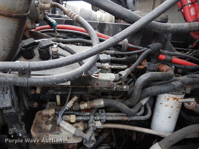 image for item DG6419 2001 Freightliner FL70 bucket truck