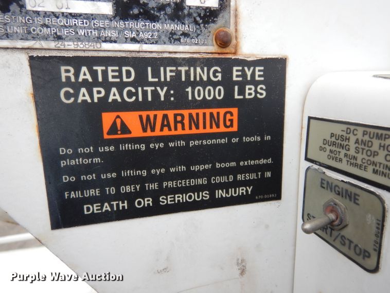 image for item DG6419 2001 Freightliner FL70 bucket truck