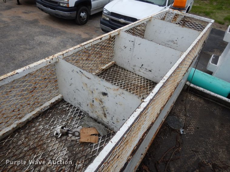 image for item DG6419 2001 Freightliner FL70 bucket truck