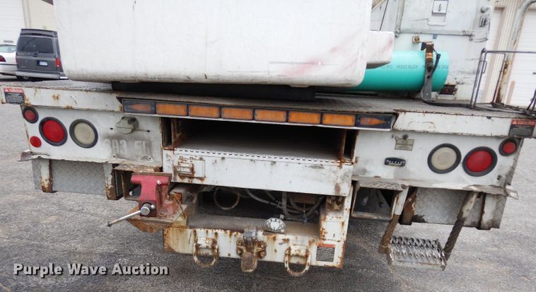 image for item DG6419 2001 Freightliner FL70 bucket truck