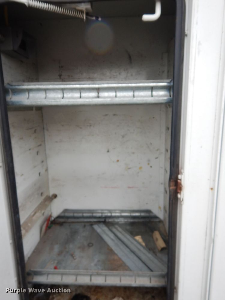 image for item DG6419 2001 Freightliner FL70 bucket truck