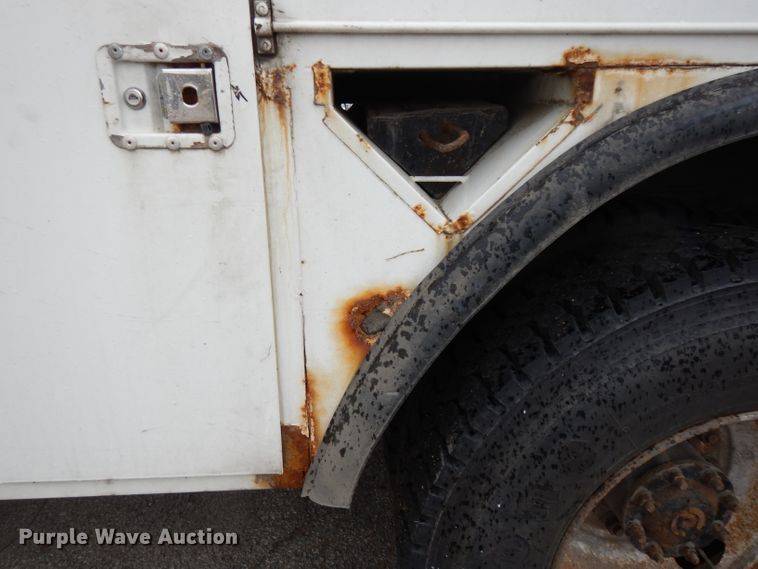 image for item DG6419 2001 Freightliner FL70 bucket truck