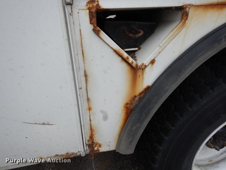 image for item DG6419 2001 Freightliner FL70 bucket truck