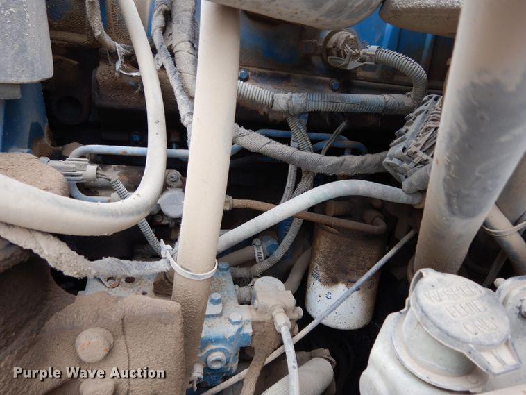 image for item DG6420 2004 International 4400 dump truck