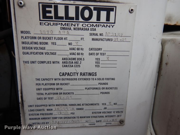 image for item DG6421 2004 International 7400 crane truck